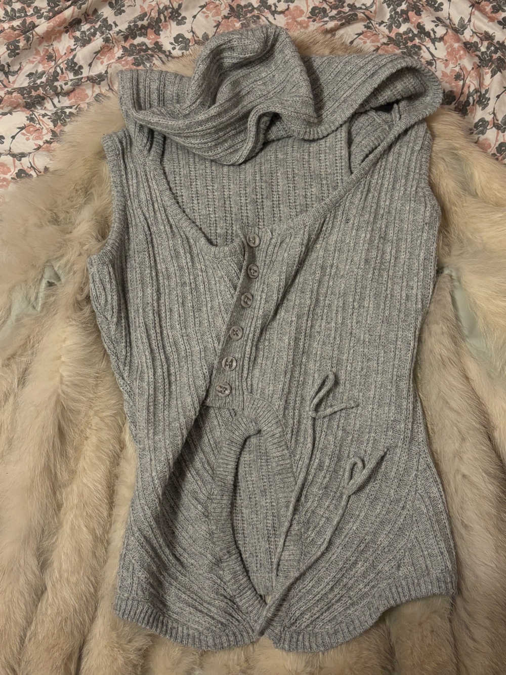 SHOUJO GIRL Gray Ribbed Acrylic Button-Front Circular Cutout with Ties Hood Vest